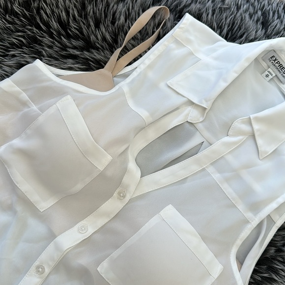 Express Button-up Blouse - Picture 8 of 8